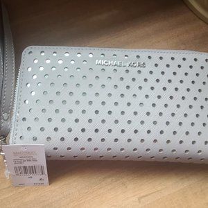 NWT - Michael Kors - cellphone Wristlet